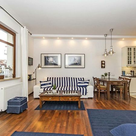 Pirat Rentyear Apartments Гданск Екстериор снимка