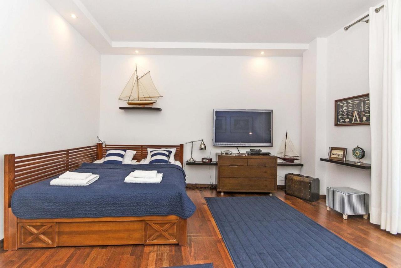 Pirat Rentyear Apartments Гданск Екстериор снимка