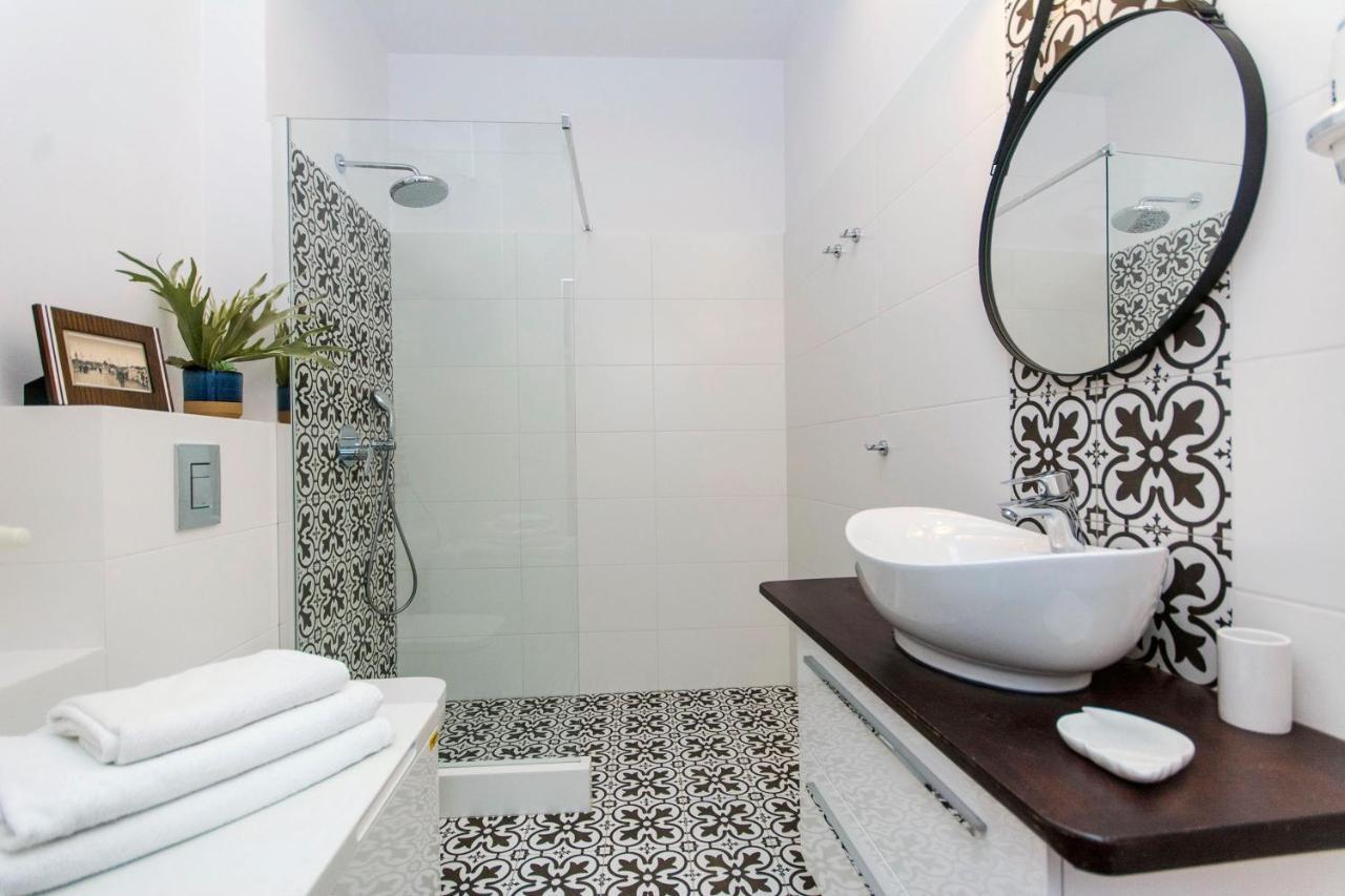 Pirat Rentyear Apartments Гданск Екстериор снимка